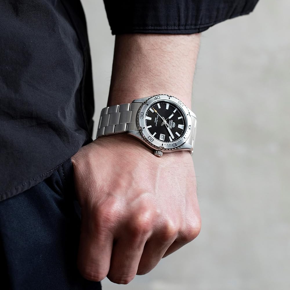 Orient Mako 40 Automatic Diver's Watch, Men's, Black, RN-AC0Q01B, with Japanese Manufacturer's Warranty