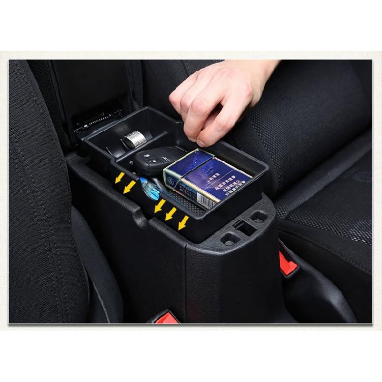 ABS Car Center Armrest Caixa de armazenamento Container Estojo de luvas para Jeep Renegade 2014 - 2021 Acessórios interiores