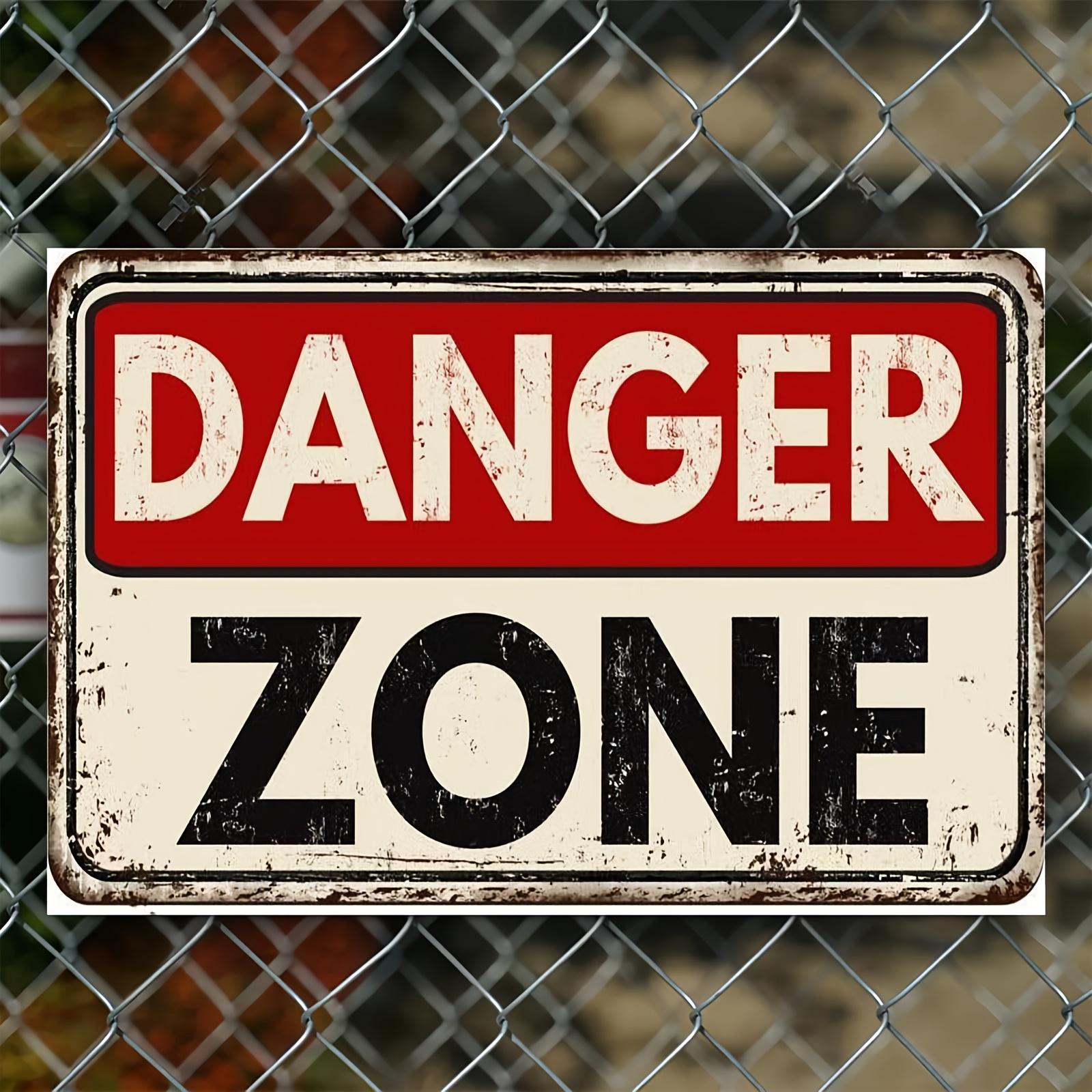 

VintageStyle Metal Sign for Garage Garden RestaurantCafe Decor No Entry Warning Plaque WallMounted Artistic Home Deco 20x30cm（7.8x11.8inch）