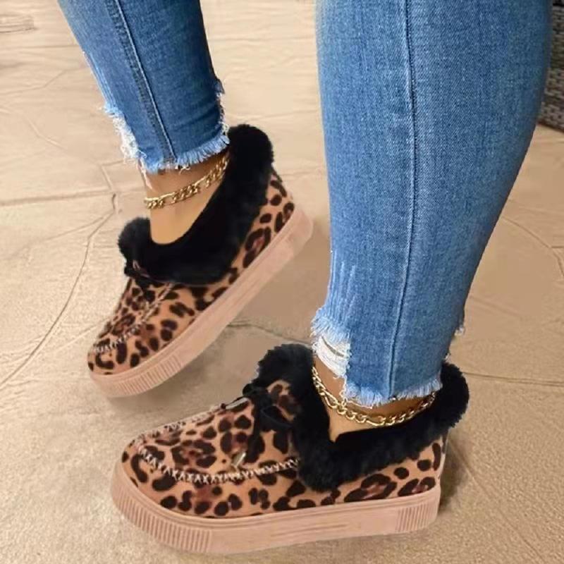 Autumn and Winter Solid Color Furry Females Women Winter Cotton Shoes Plush Warm Snow Boots Ladies Casual Flat Short Boots