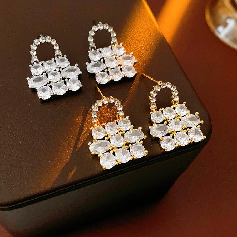 Sparkle  Zircon Bag Pendant Earring for Women Light Luxury Palace Style Exquisite Drop Earrings Fashion Wedding Bride Zircon