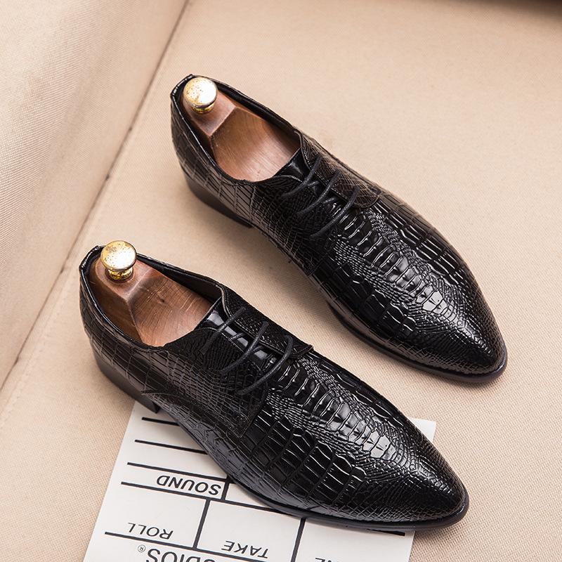 Crocodile pattern leather shoes men's Korean version of trendy casual men's shoes foreign trade British style business dress men's leather shoes