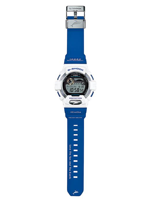 Casio Men's Stainless Steel 200M Water Resistant Shock Resistant Alarm Quartz Watch GWX-8903K-7