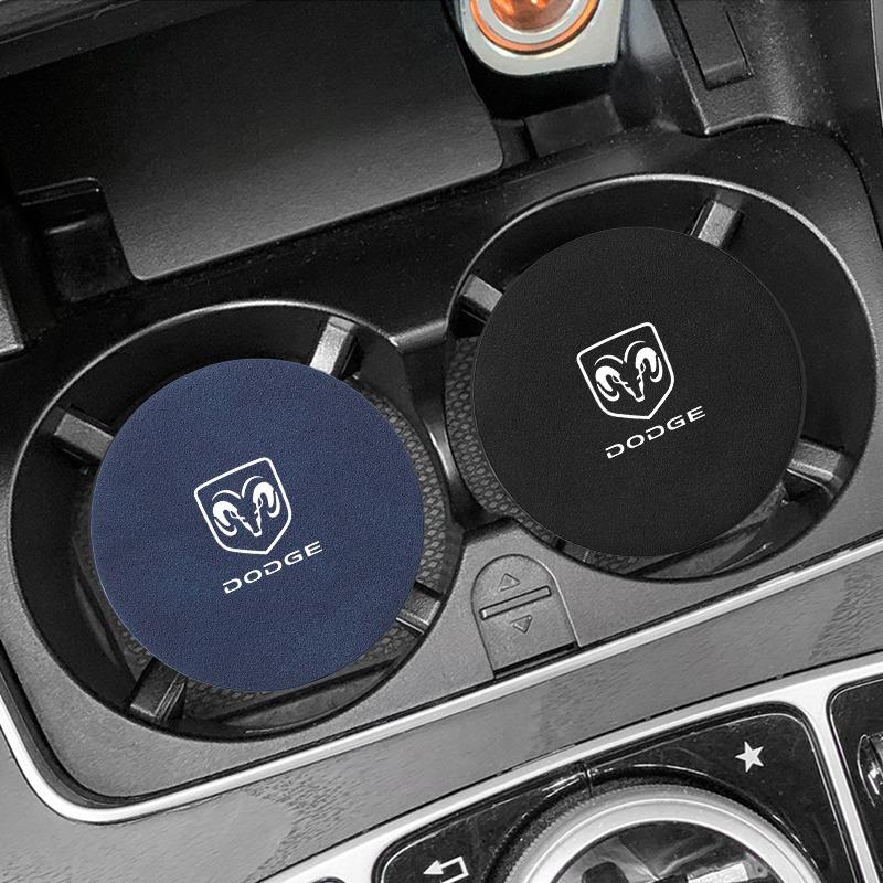 Nová podložka pod nápoj do auta, podložka do držáku na vodu, protiskluzová podložka pro Dodge NITRO SRT Charger Journey Ram 1500 Dart Dakota Durango Challeager