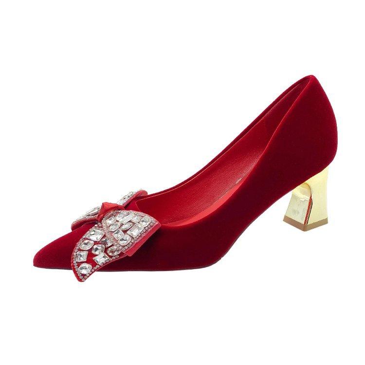 Wedding Shoes Women's Pointed Wedding Bride Shoes 2024 New Chinese Thick Heel Single Shoes Xiuhe Rhinestone Red High Heels