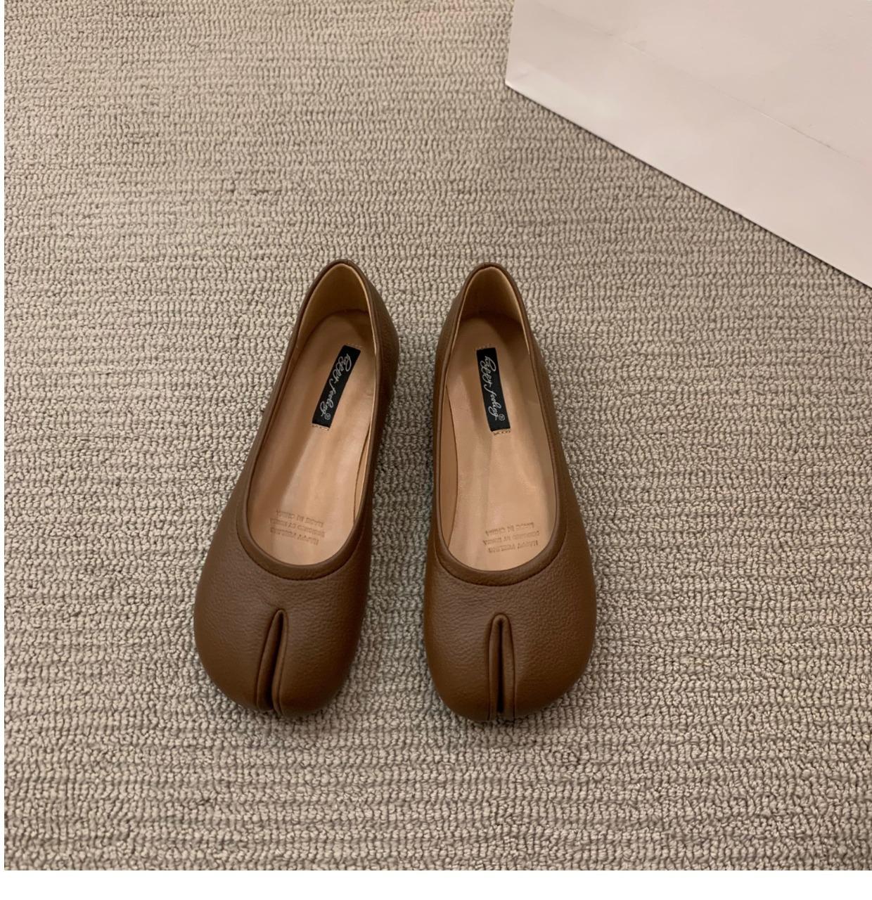 

Женские балетки, новые летние модные балетки с раздельным носком, женские балетки без застежек, корейский стиль, мягкие лоферы без застежек 40 темно-коричневого