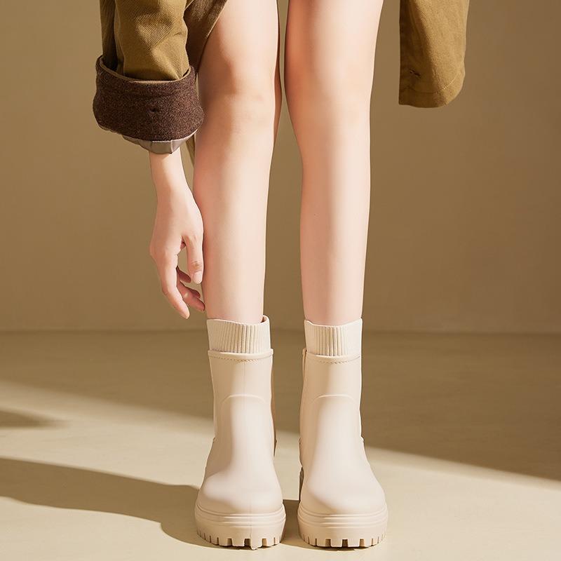 Women's Elastic Rain Shoes Medium and Low Rain Boots Chelsea Waterproof and Non-slip Rain Outdoor Wear Medium Boots