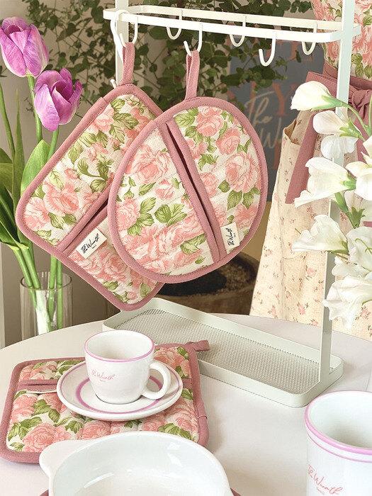 

The Warmth Kitchen Glove and Pot Holder_Pink pink