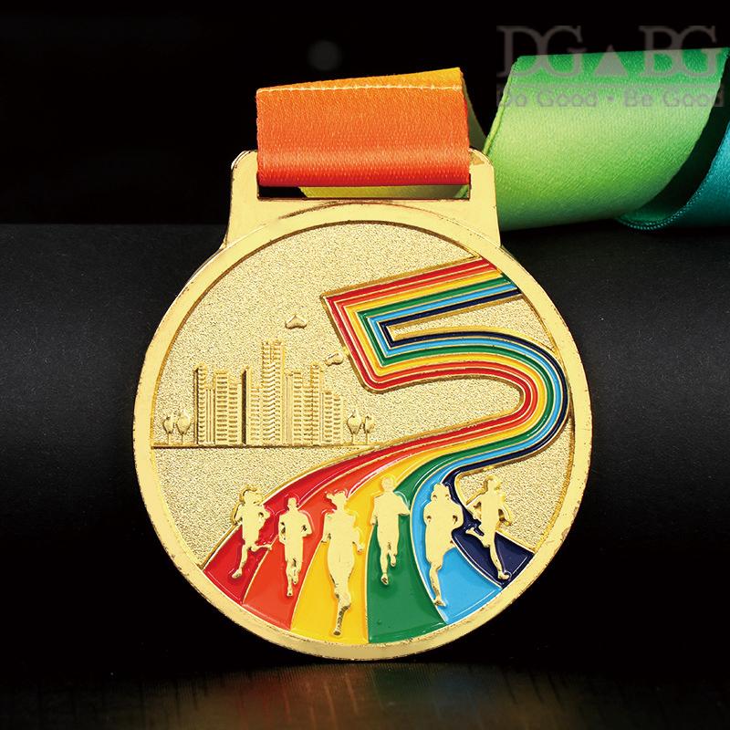 Running Runner Gold Medals Trophy Award With Neck Ribbons Express Medal Various Souvenir School Sports Prize Gift Custom Made