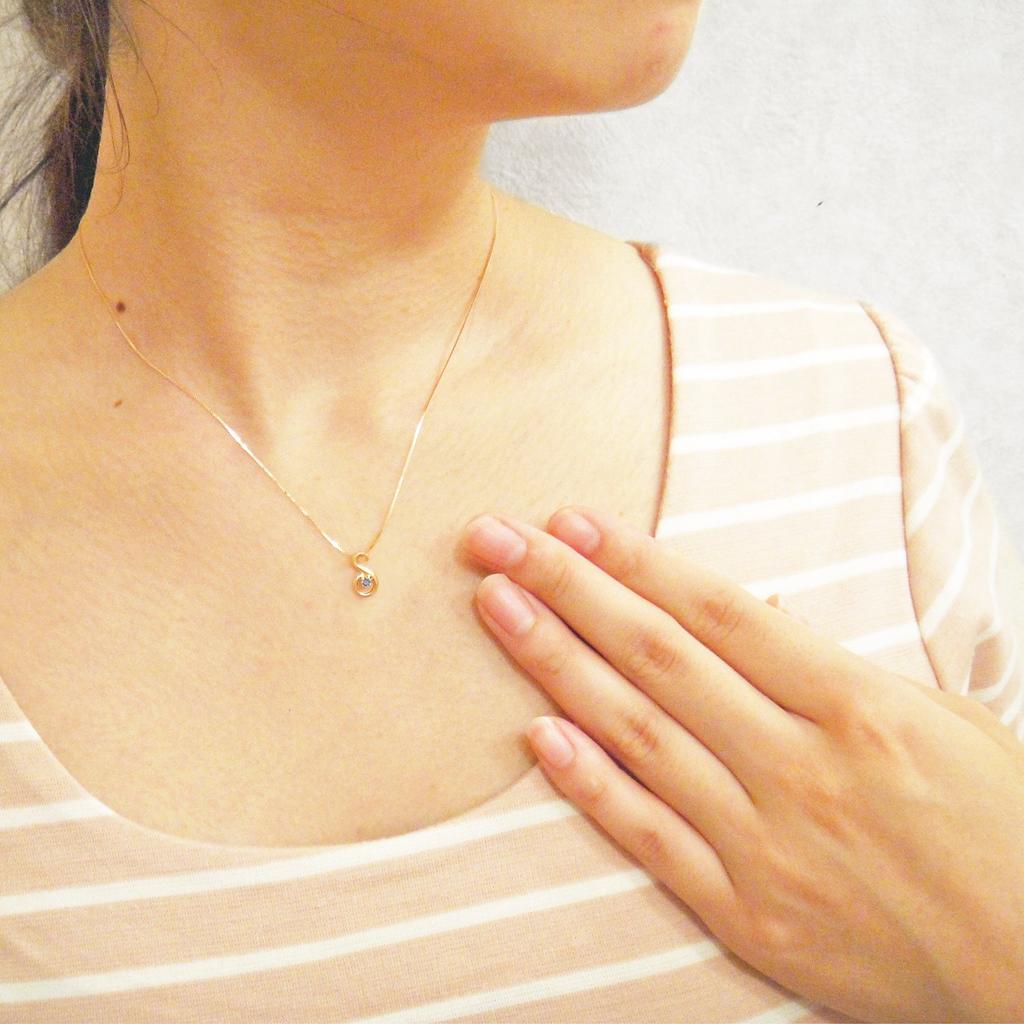 Miwahouseki Initial Pink Gold Alphabet Necklace with Your Choice of Birthstone and Tanzanite [S] (December)