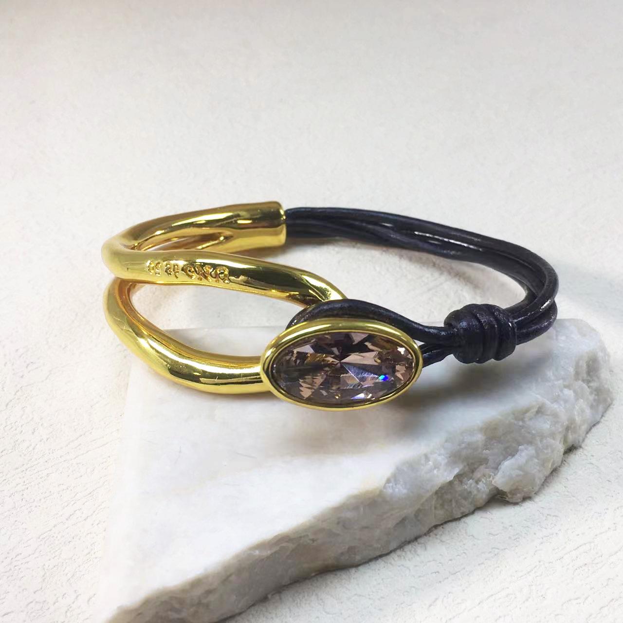 2024 Elegant Uno de 50 Women s Trendy Romantic High-Quality Bracelet Jewelry Gift