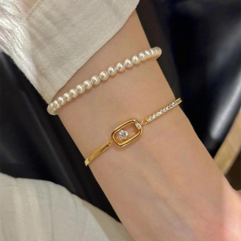 Retro Hollow Geometric New Style Exquisite and Fashionable Design Sense Niche and Simple Bracelet for Women