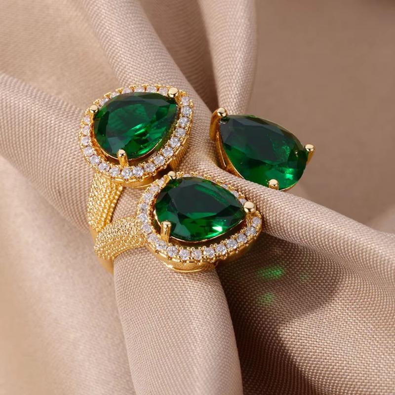 Retro Wassertropfen Smaragd Zirkon Ring Damen wasserdichter Edelstahl übertriebener leichter Luxusschmuck