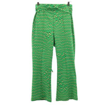 Alt giyim (Kadın) – Pantalon ve Kapriler