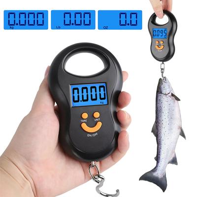 Přenosná rybářská váha 110lb/50kg Hmotnostní kapacita Digitální závěsná váha s podsvíceným LCD