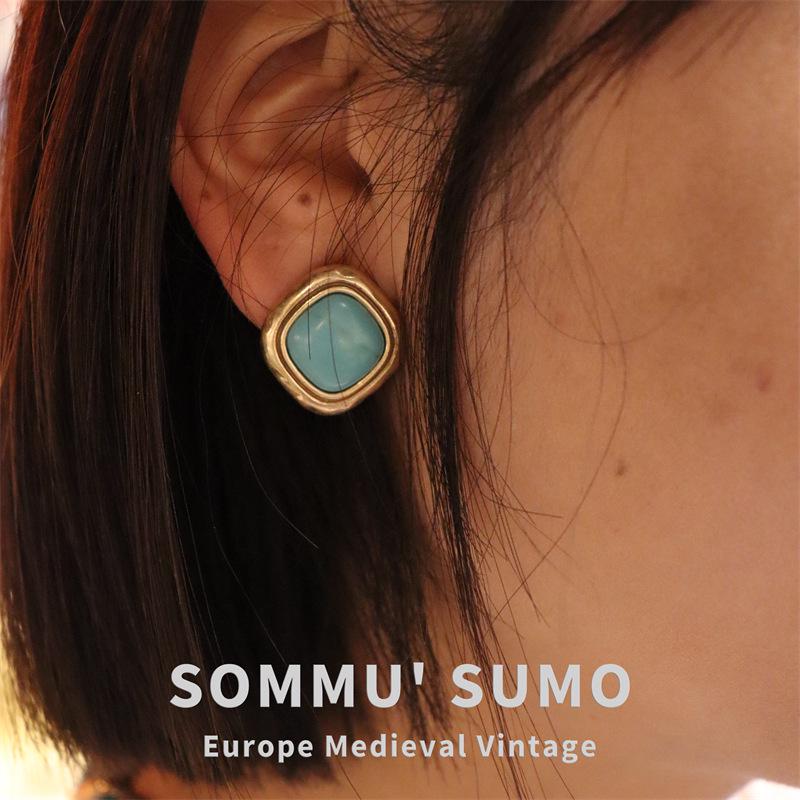 Vintage Green Turquoise Necklace & Silver Needle Earrings Set for Women