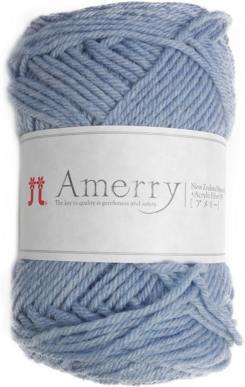 

Hamanaka Amelie Medium Light 2261 Набір Пряжі, Вага, Колір. 29, Синій, 40г, Прибл.. 110м, Набір з 5 м ячів, світло-синій колір