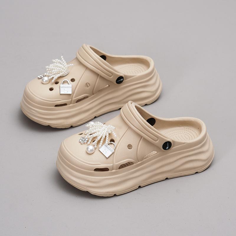 Cartoon soft bottom heightening slippers new