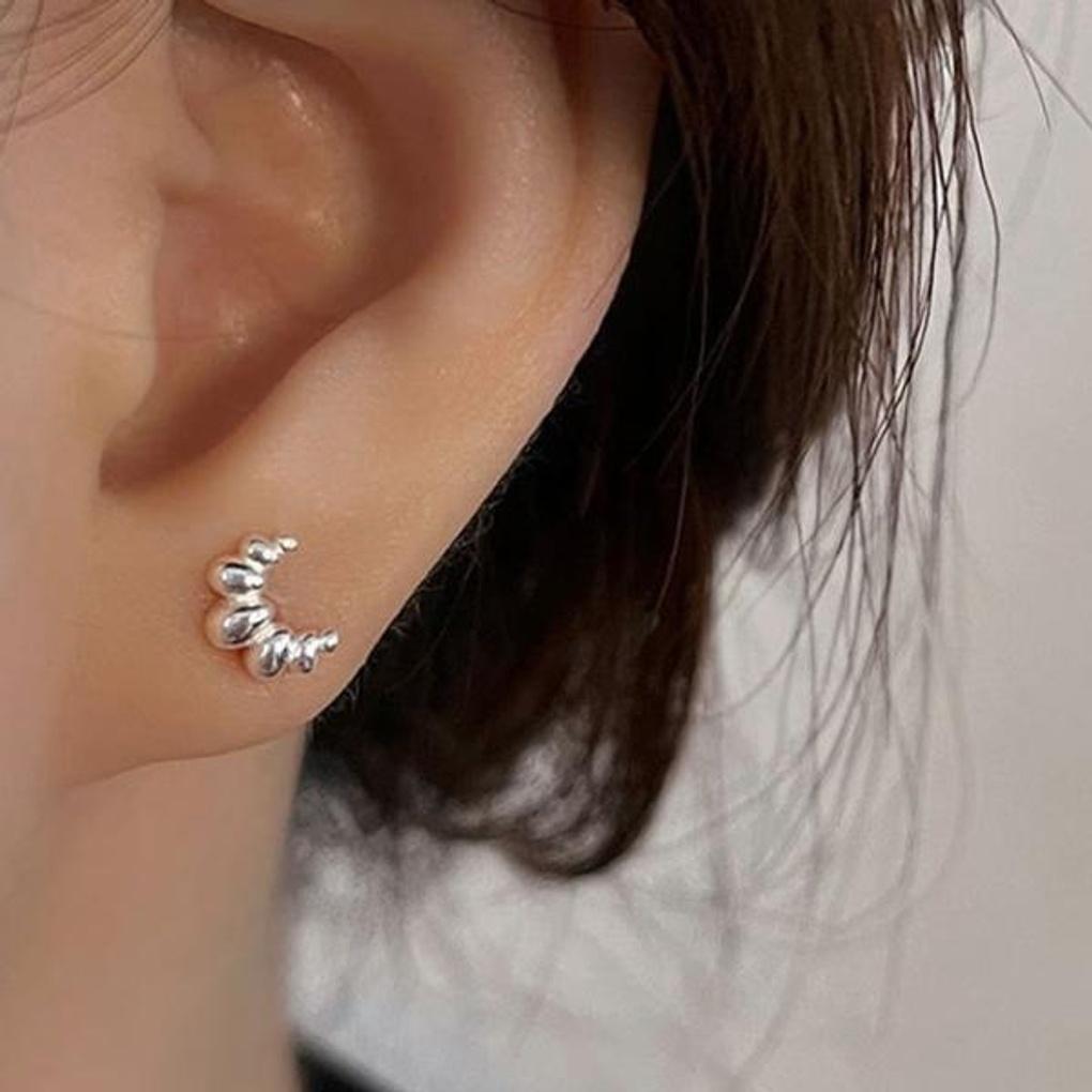 

Women s Accessories Sari Croissant Mini Piercing