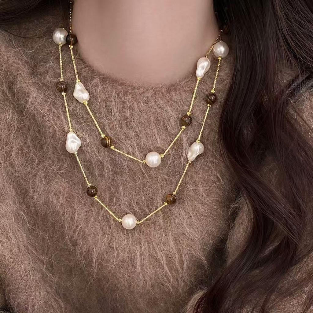 Exquisite Pearl Double-Layered Clavicle Necklace: French Elegance & Light Luxury Design