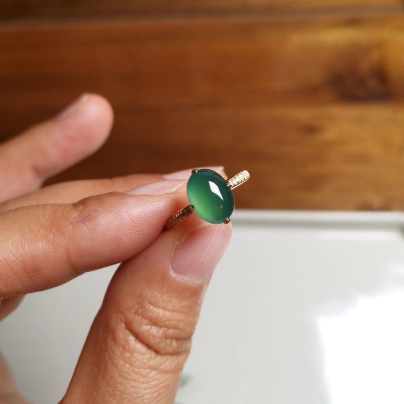 

Оригинальные натуральные хетянские зеленые овальные кольца из халцедона для женщин, высококачественные новые простые классические украшения для вечеринок и ужинов resizable