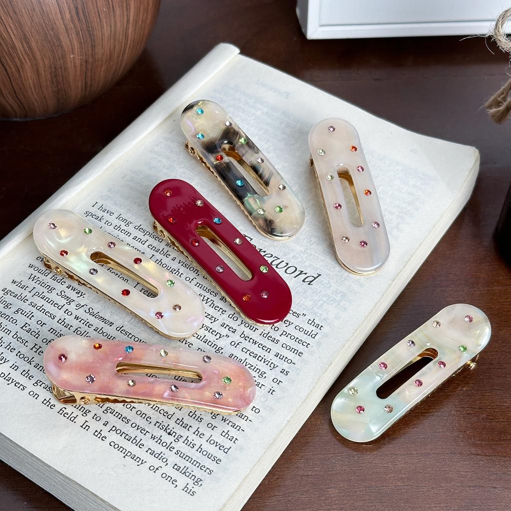 Hair Stylish Oval Claw With Dazzling Rhinestones Ideal For Everyday Fashion Accessories