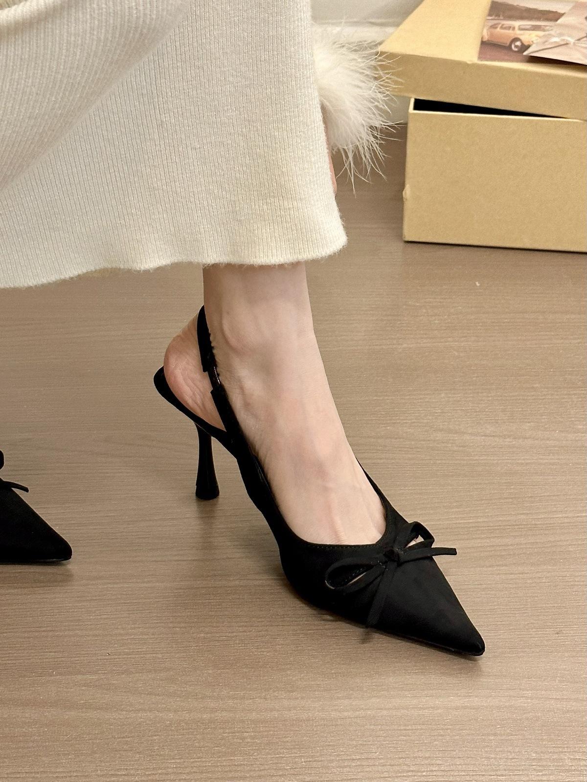 

Красота леопардового принта! Замшевые босоножки с заостренным бантом и полым каблуком женские весенние босоножки с пустым носком 40 чёрный