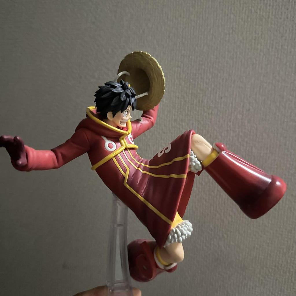 [USED] One Piece Luffy Figure Red