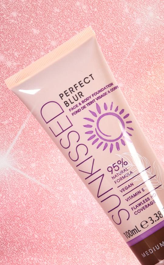 Base Sunkissed Perfect Blur FACE & Body Medium Dark