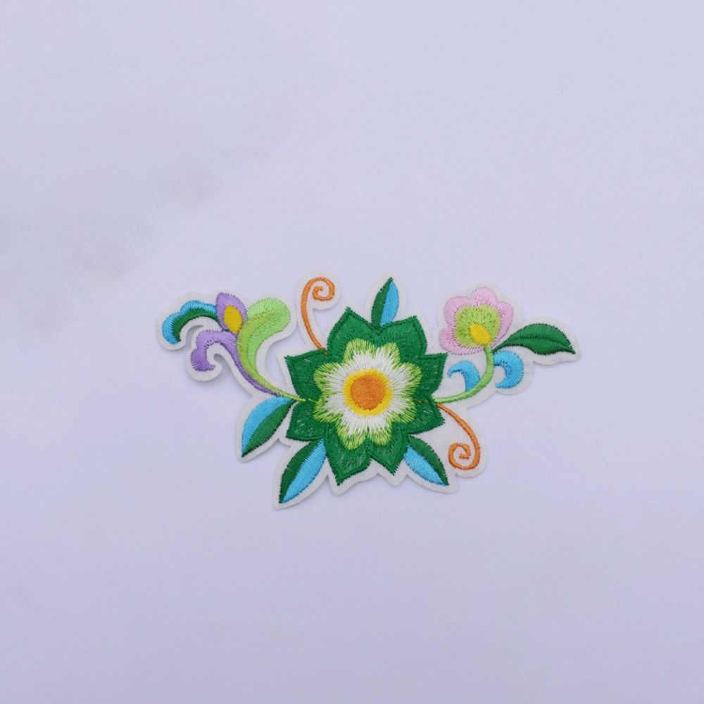 Flowers Leaves Embroidery Patches Hot Melt Adhesive Ironing DIY Embroidery Flowers Patch Sew Iron On Patches