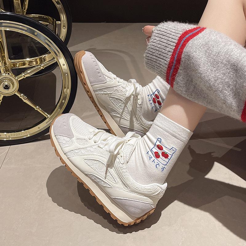 Silver design lace muffin platform German training shoes women's 2025 spring new leather mesh breathable Forrest Gump shoes