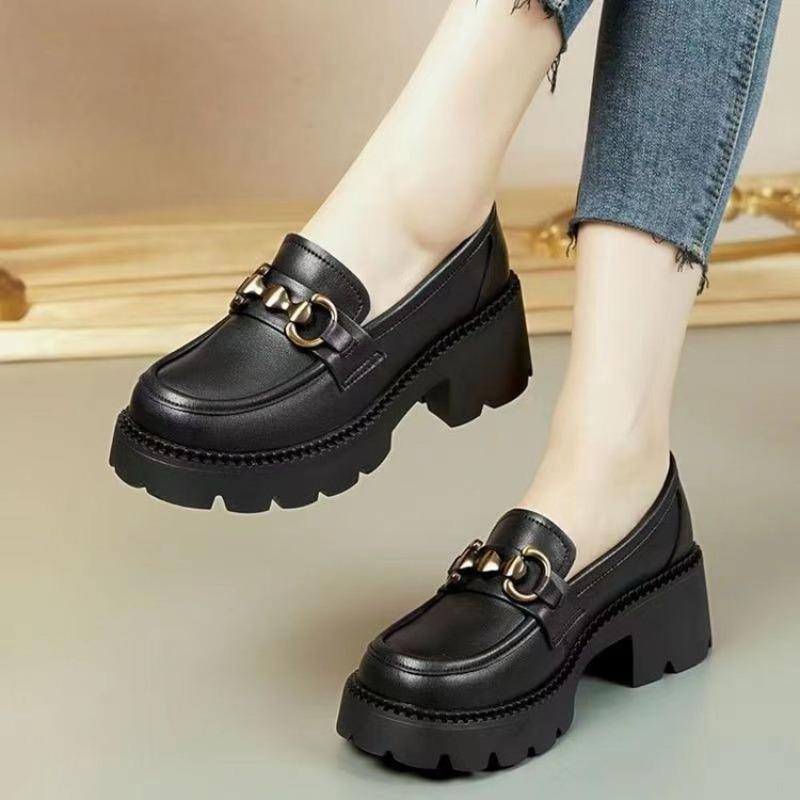 New Women's Shoes Soft Leather Versatile Small Leather Shoes Autumn Thick Sole Height Increase One Pedal Single Shoes