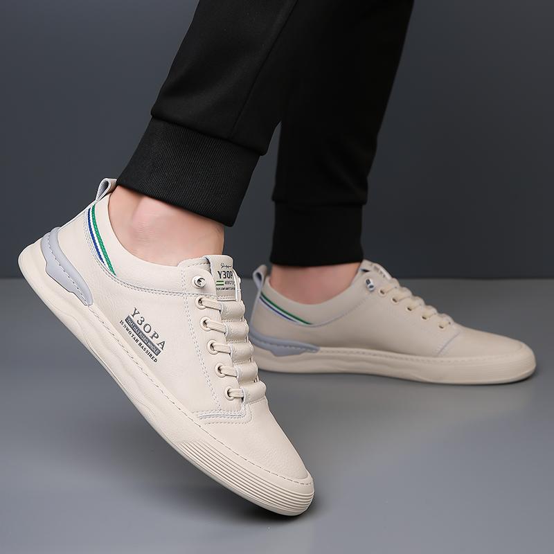 Fashion New Fashion Mens Classic Sneakers High Quality Men's Flats Leather Skate Shoes Men Comfortable Men Casual Outdoor Walking Shoes