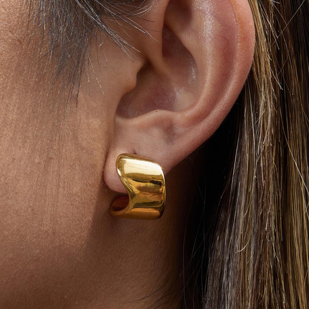 Twisted Ripple Wide C Shape Hoop Earrings Classic 18K Gold Plated Waterproof Statement Earring Stainless Steel Jewelry Wholesale