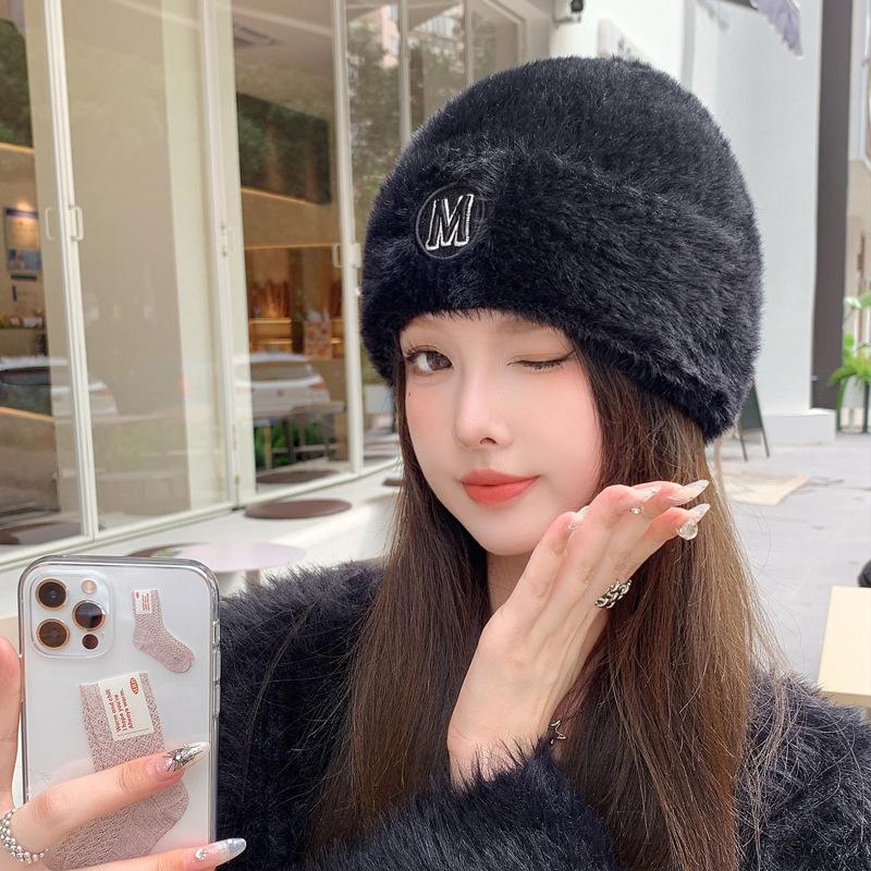 Korean Version of Autumn and Winter New Versatile Hat for Women Plush Letter Wool Hat Imitation Mink Hair Winter Warm Student Knit Hat