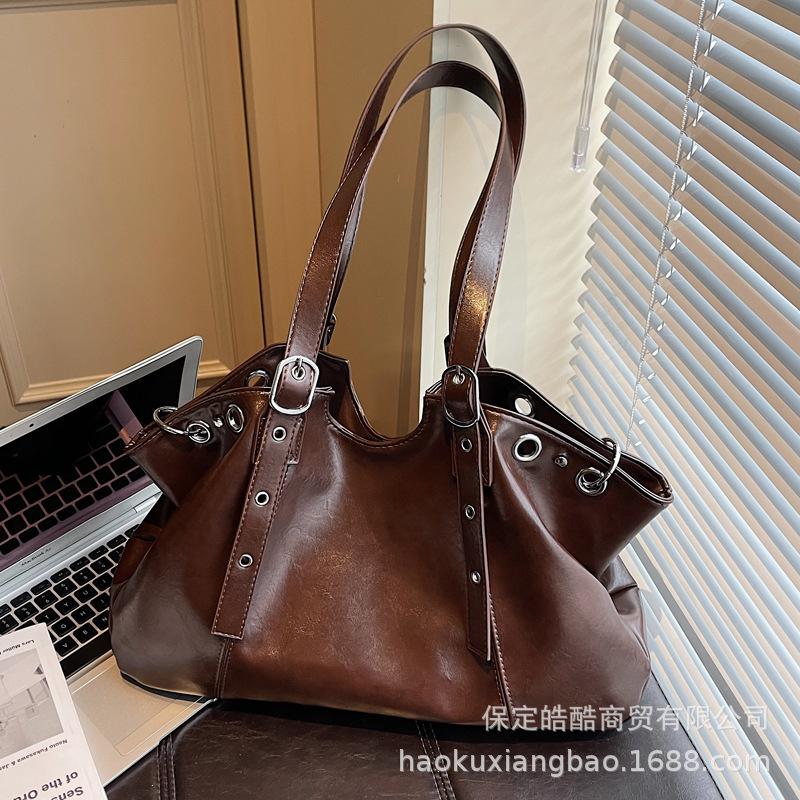 Niche Design Portable Tote Bag Women's 2025 New Trendy Commuter Large-capacity Bag High-end Shoulder Armpit Bag