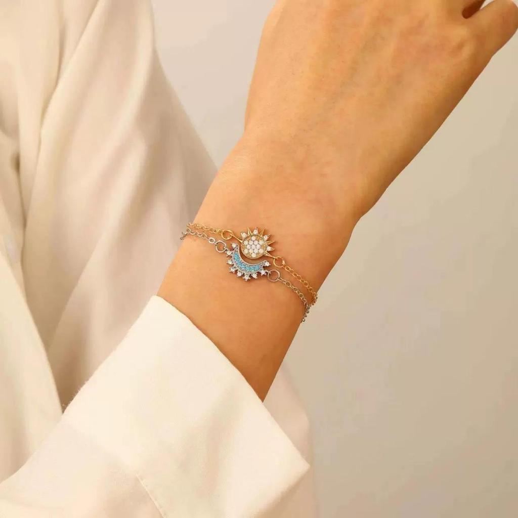 Bracelet Pendentif Diamant Incrusté Lune et Soleil - Bijoux de Mode Élégants pour Femmes