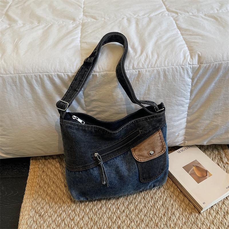 

New Fashi Denim Shoulder Bag Casual Patchwork Crossbody Bag Large Capacity Trendy Fashiable and Versatile Commuting Bag чёрный