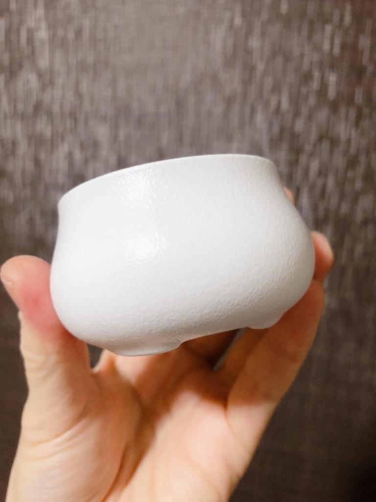 Stylish ceramic incense perfect for mini Buddhist and as an incense Includes a stand for incense Ideal for and Japanese-style holder, aromatherapy,