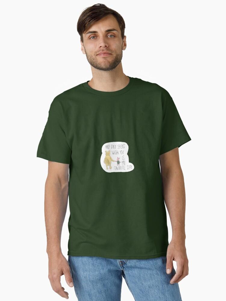 Winnie the Pooh A day with you -Pooh Classic T-Shirt