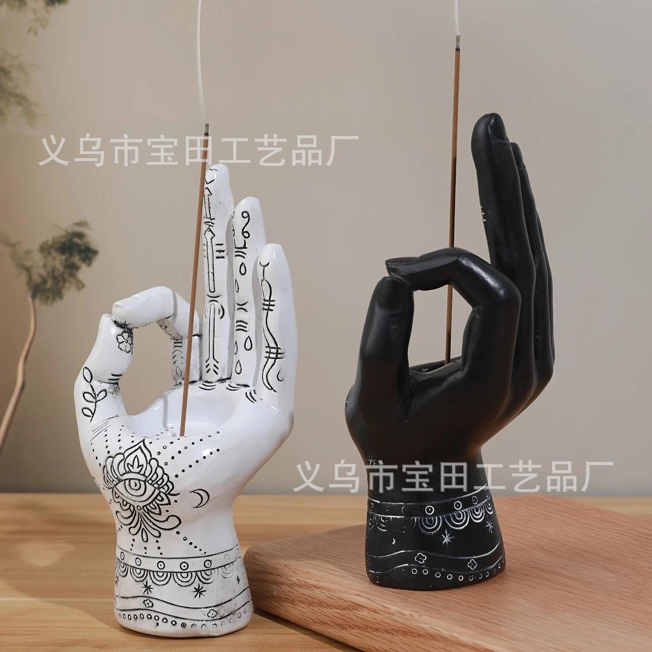

Resin Yin and Yang Palm Candle Holder and Incense Burner Statue Ornament Halloween Palm Insertion Candle Statue білий