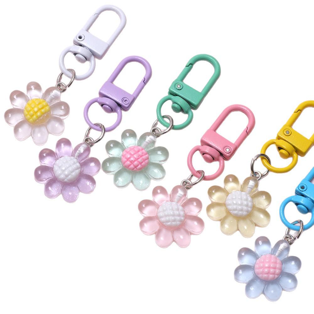 Mini Flower Keychain: Cute Resin Floral Charm Keyring, Ideal for Gifts and Bag Decoration