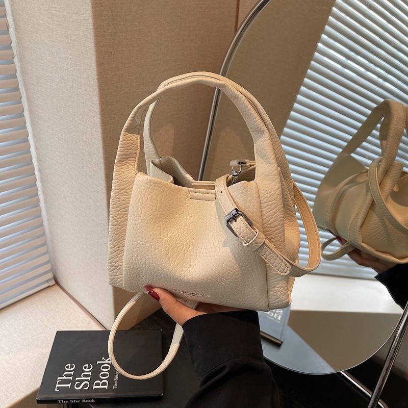 Premium texture simple versatile commuter bag women's summer new fashion messenger bucket bag