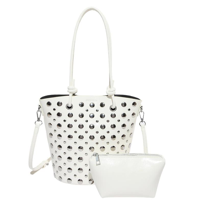 Large-capacity, High-end, Lazy and Fashionable, Hollowed-out Carved Commuting Single-shoulder Underarm Bag