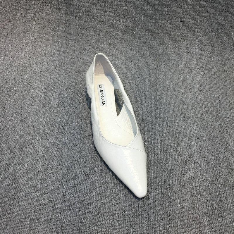 Fashion European and American Minimalist Women's Shoes 2024 New Design Sense Slim Heel Shallow Mouth Pointed Hollow Women's Single Shoes