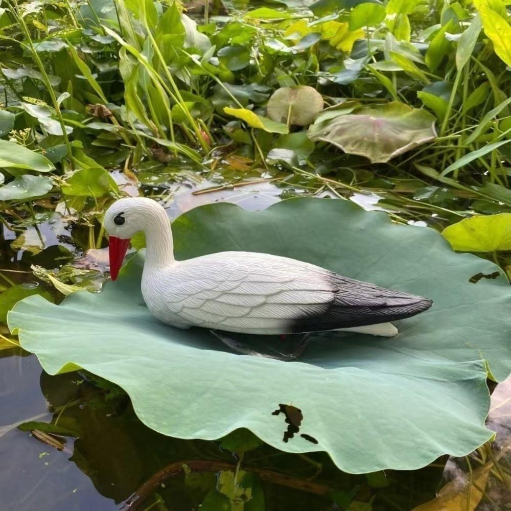 Lifelike Garden Sculpture White Crane White Crane Figurine Bird Ornament  Outdoor Yard Decoration
