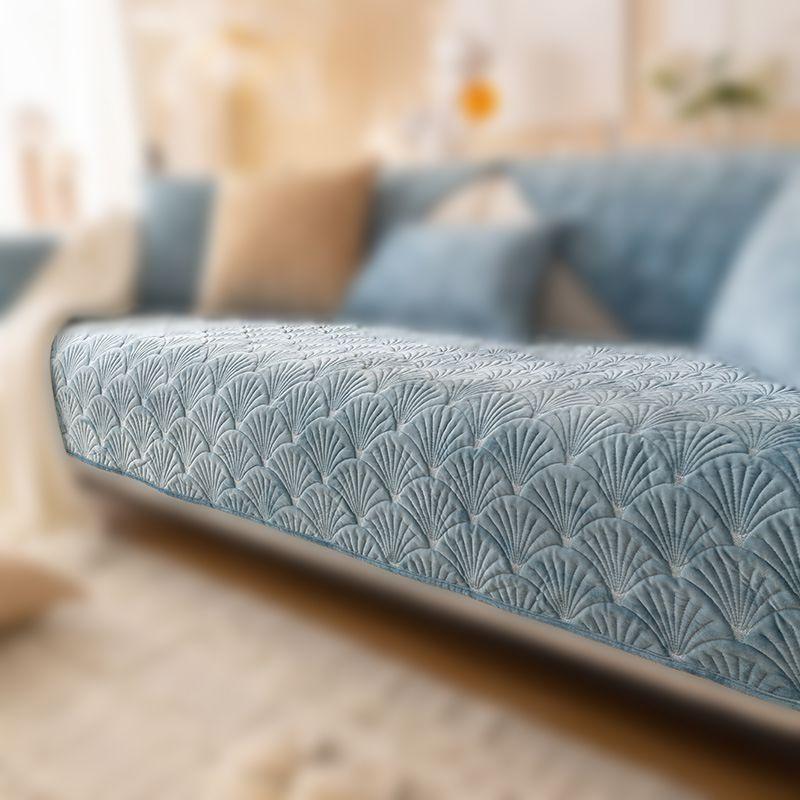 Protect Your Couch With Water-repellent Sofa Towel Covers
