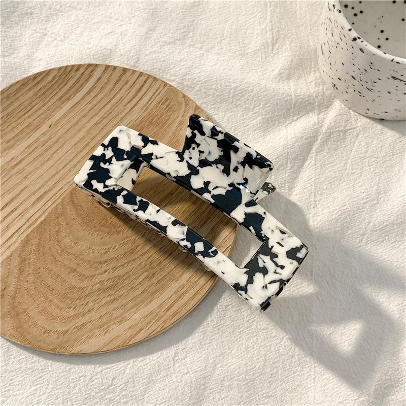 1pc Black and White Cow Color Grip Clip, New Ins Hair Clip, Butterfly Hollow Hair Clip, Back of the Head Hair Clip, Hair Clip