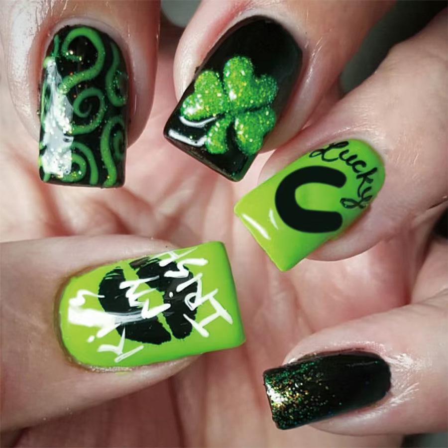 

St. Patrick s 2025 Green Glitter Clover French Square Press-On Nails - 24 Pieces