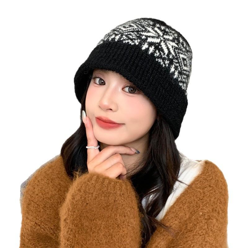 FallSeason and ColdSeason Style Snowflake Knitted Fisherman Hat Korean Versatile Cold Proof and Warm Hat Outside DailyWear Big Head Hat Women